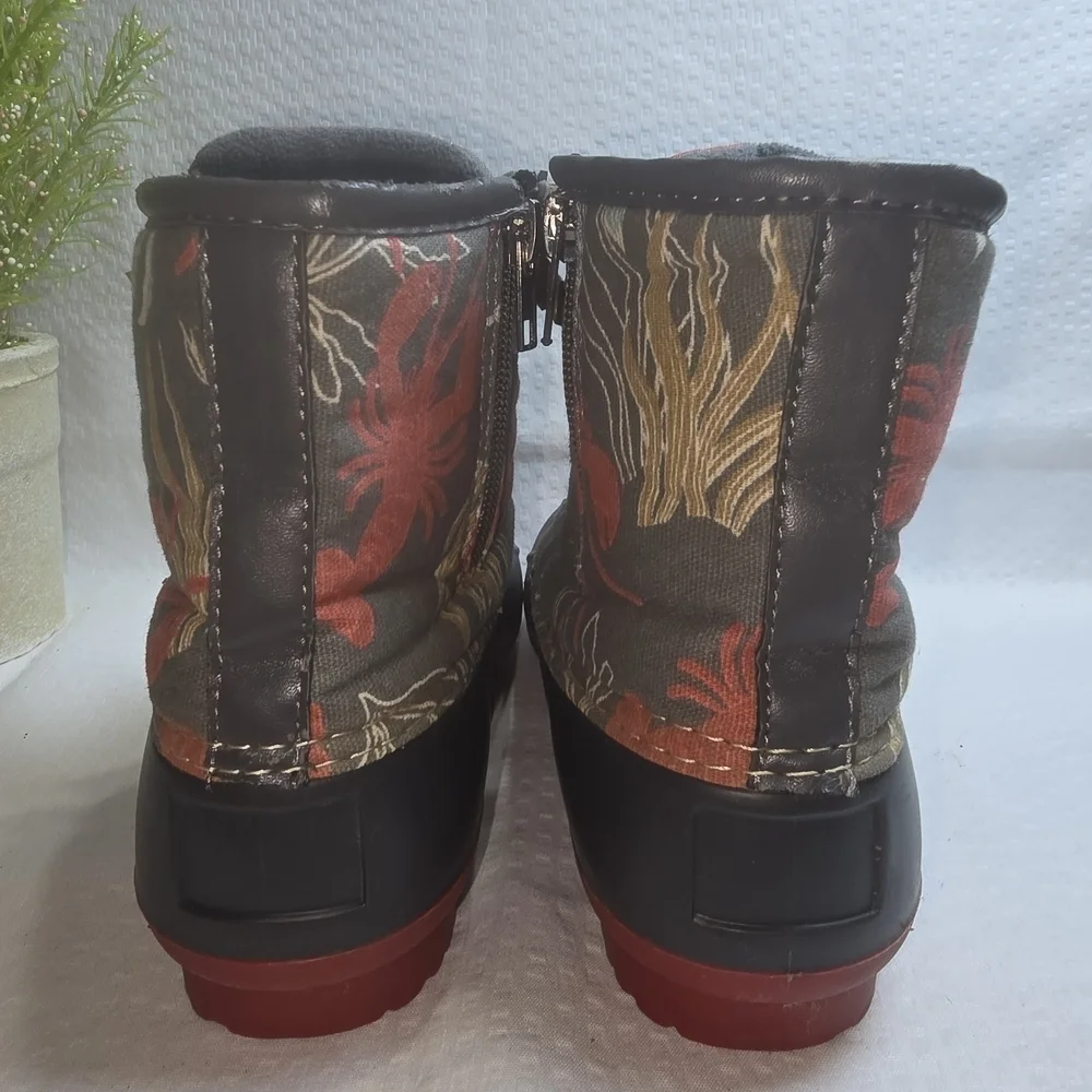 GLOBAL WIN DUCK BOOTS RED AND GRAY WITH LOBSTERS COASTAL WOMENS SIZE 6